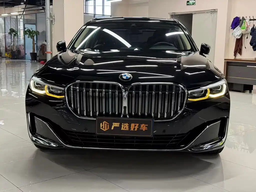 BMW 7 Series — миниатюра 2