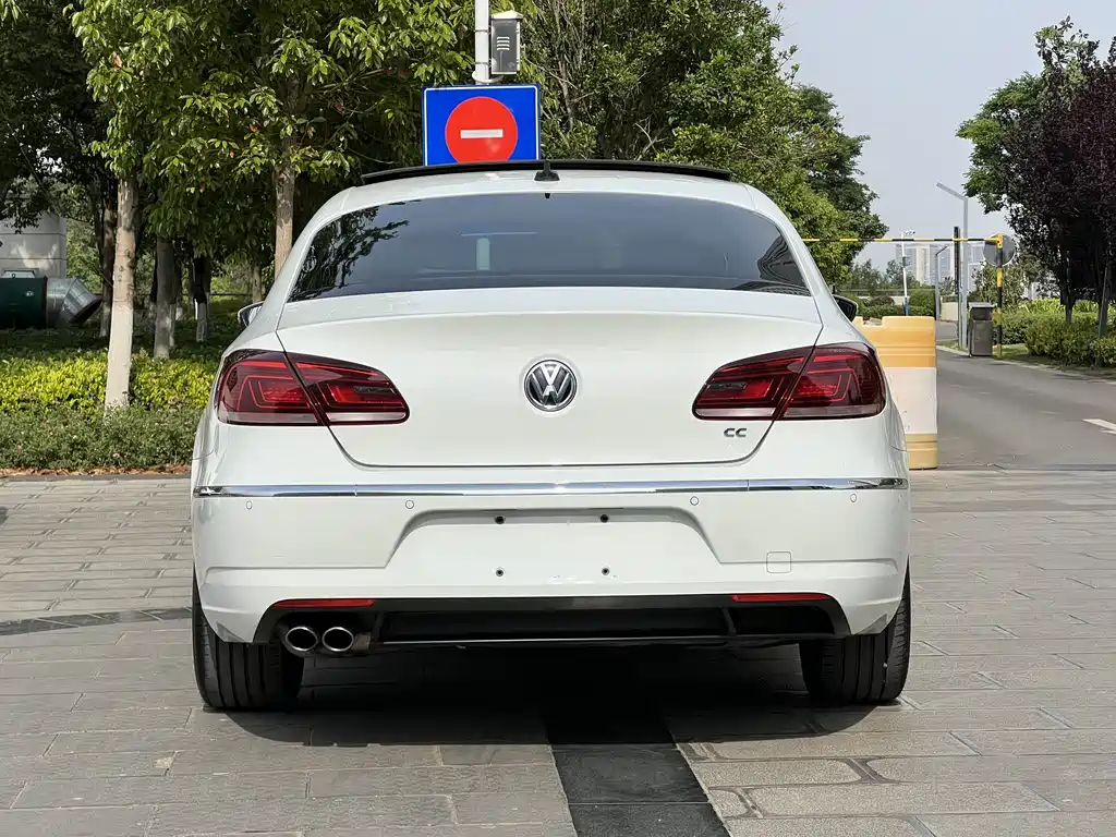 Volkswagen FAW - Passat CC CC 2018 1.8TSI Luxury