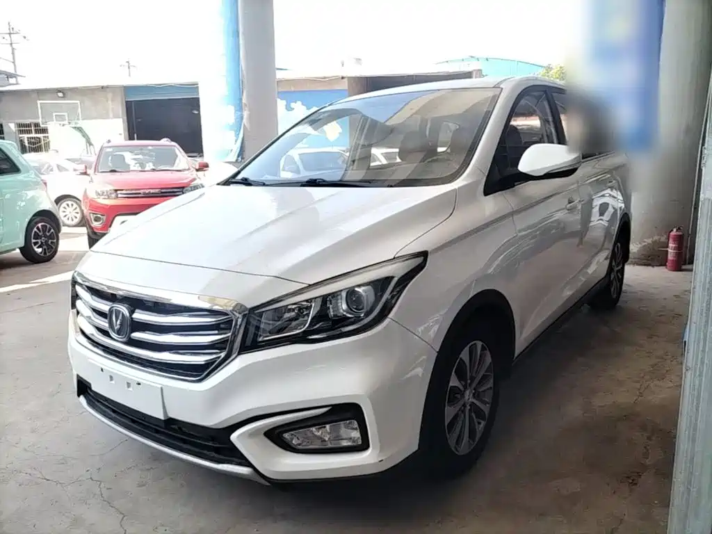 Changan Lingxuan — миниатюра 2