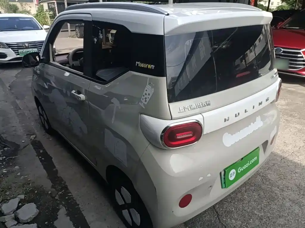 Wuling MINIEV — миниатюра 5