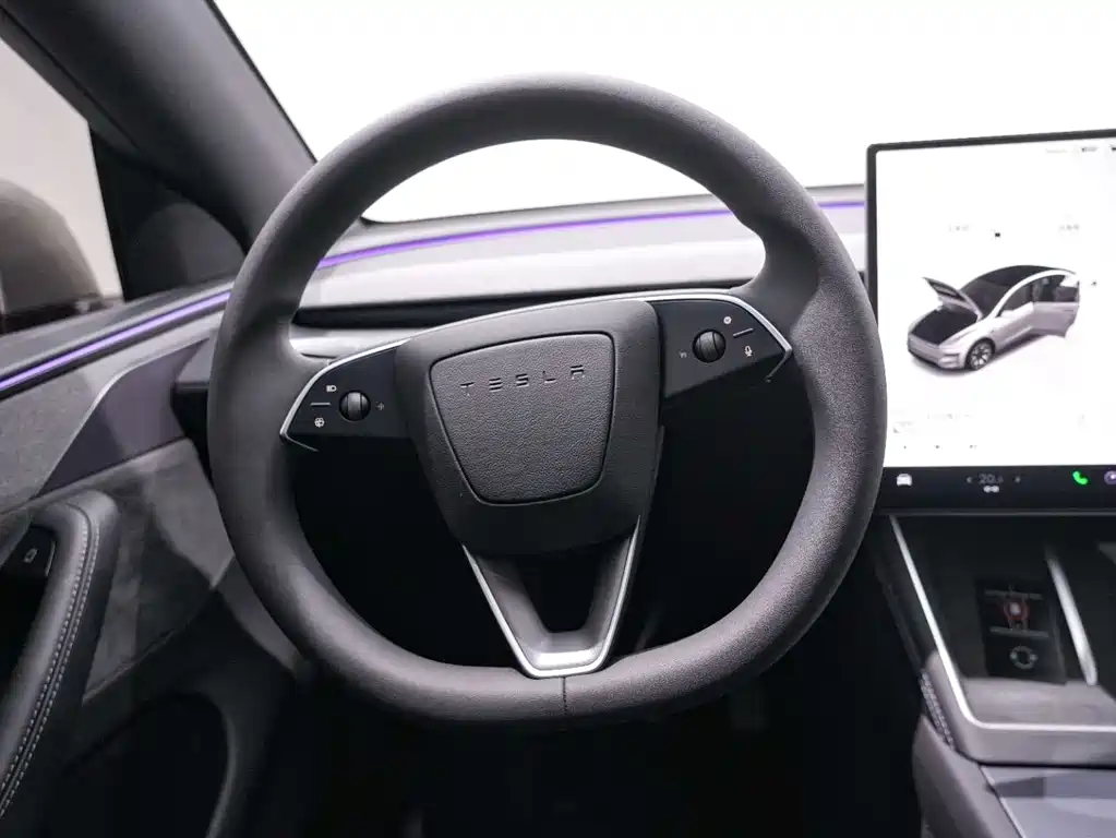 Tesla Model Y L — фотографии объявления, Фото 16