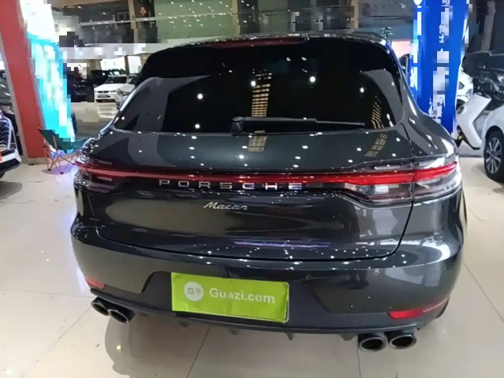 Porsche Macan — миниатюра 6