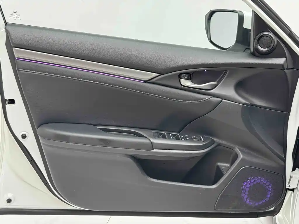Honda Civic — миниатюра 13
