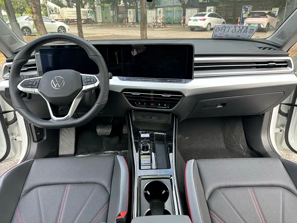 Volkswagen Lamando 2025 L 280TSI DSG