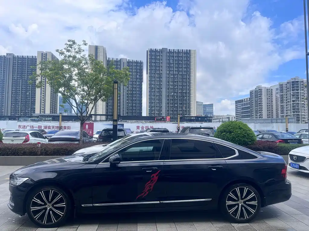 Volvo S90 — миниатюра 3