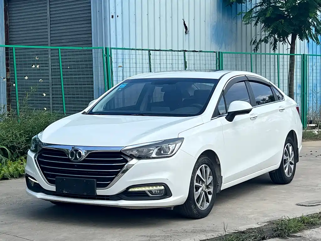 Купить BAIC Senova D50