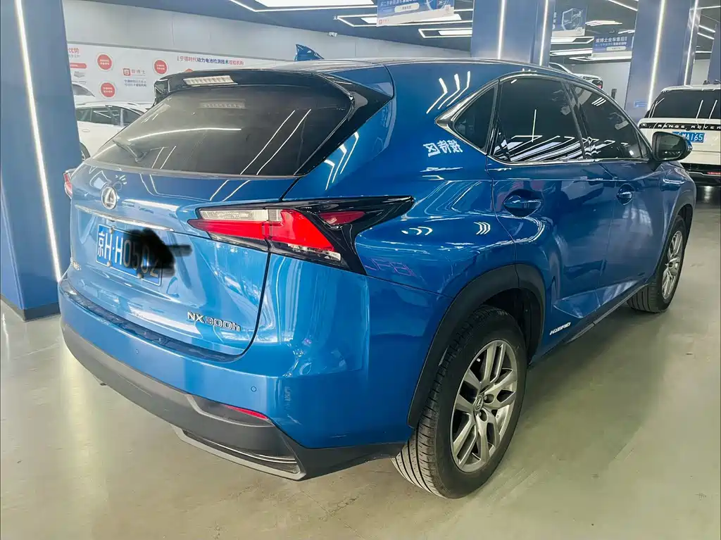 Lexus NX — миниатюра 3