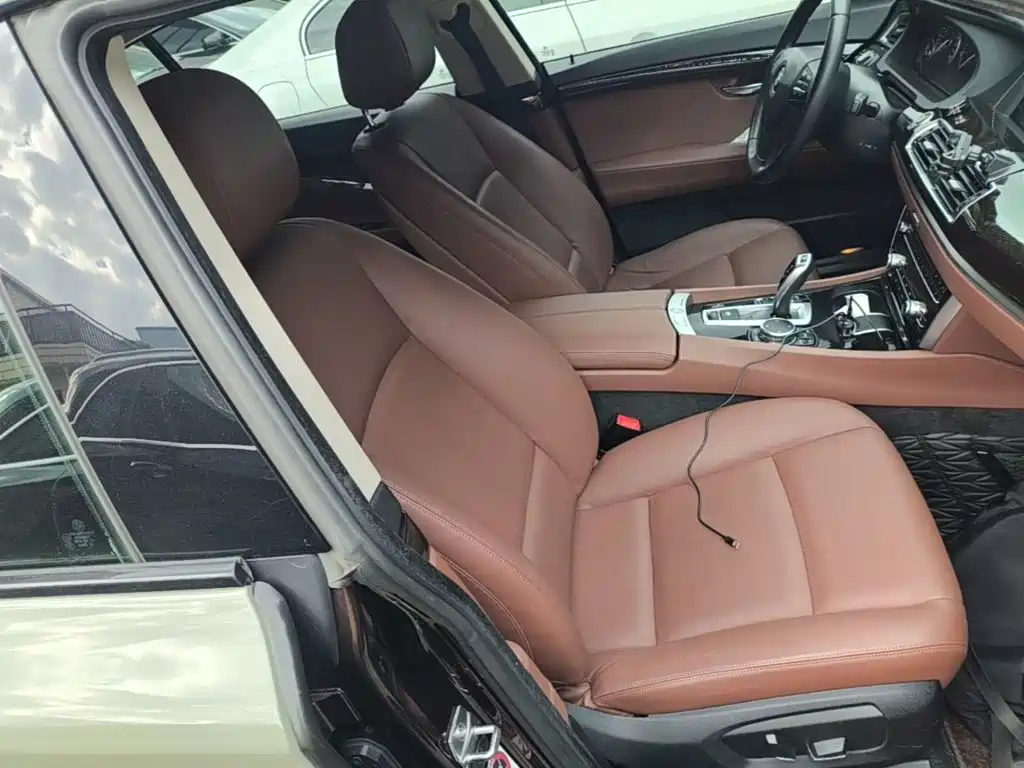BMW 5 Series GT — миниатюра 25