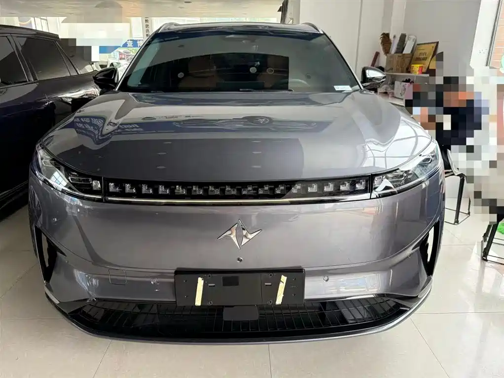 Dongfeng eπ008 2026 мест