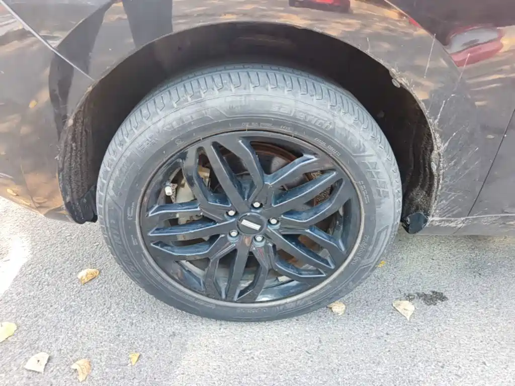 Wey Wey VV5 — миниатюра 23