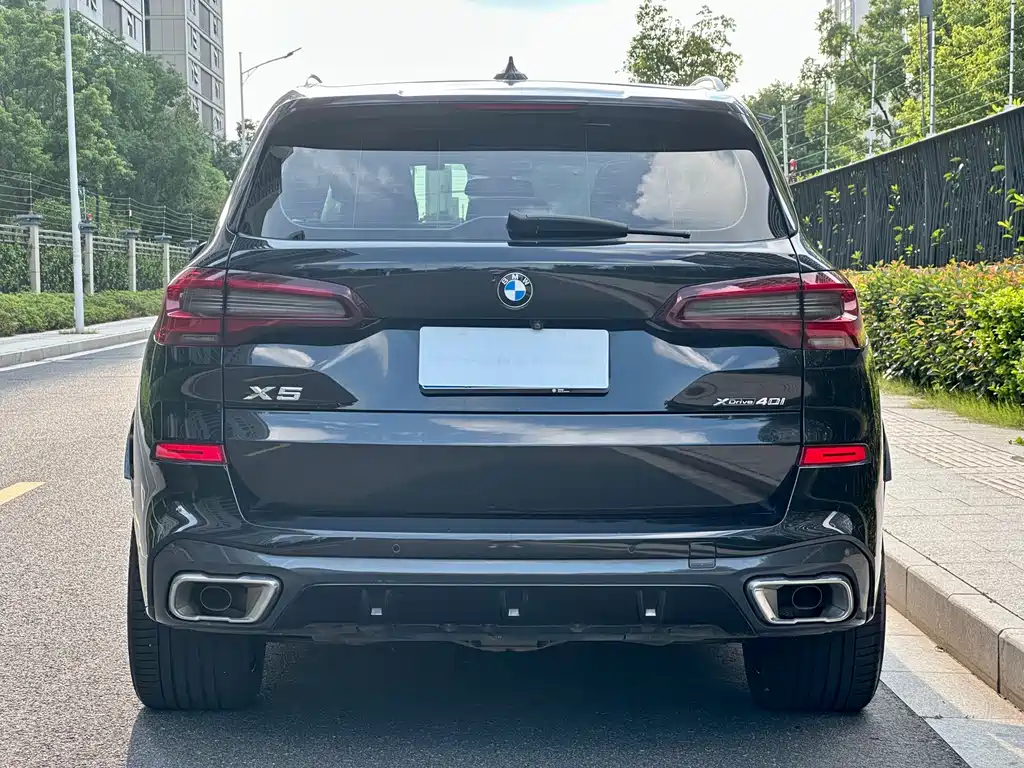 BMW X5 (Import) — миниатюра 15