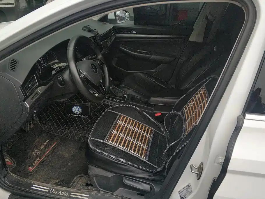 Volkswagen Bora — миниатюра 9