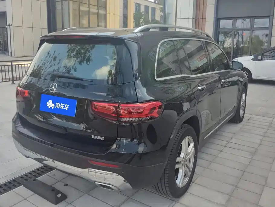 Mercedes-Benz GLB — миниатюра 3