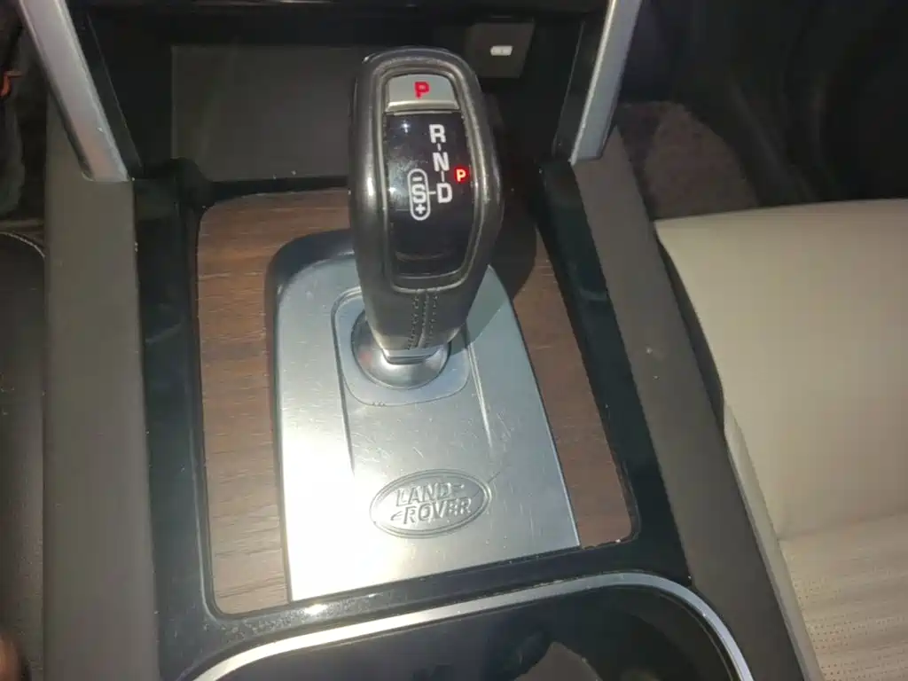 Land Rover Discovery Sport — миниатюра 14