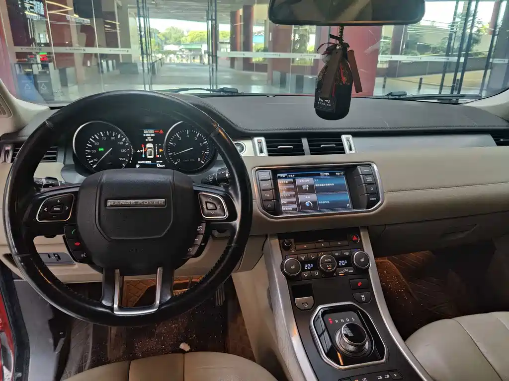 Land Rover Evoque (Import) — миниатюра 9
