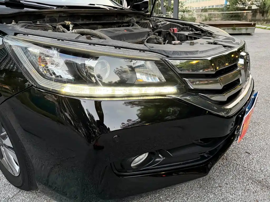 Honda Accord — миниатюра 27