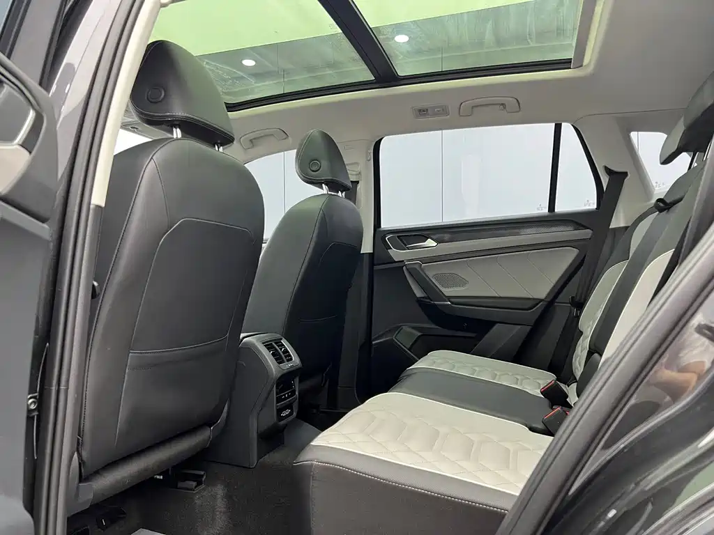 Volkswagen Tayron — миниатюра 8