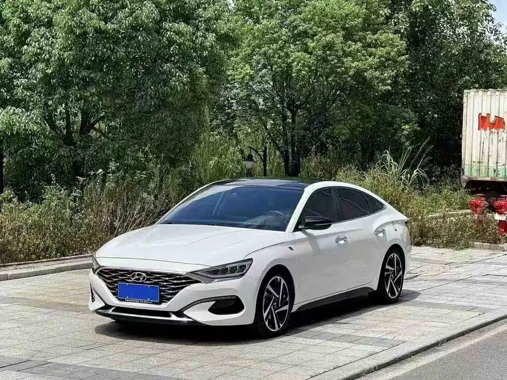 Hyundai Fista