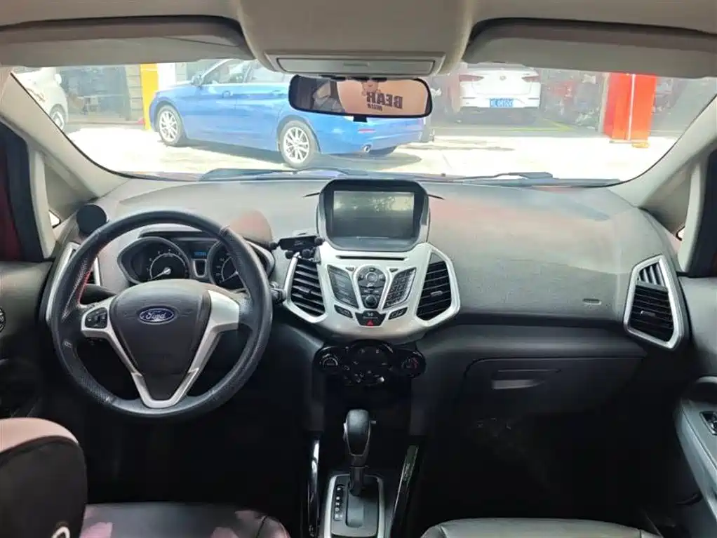 Ford EcoSport 2013 1.5L AT Luxury