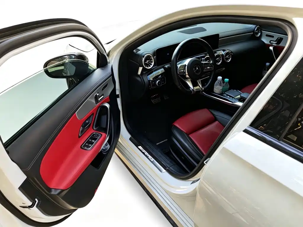 Mercedes-Benz A-Class AMG — миниатюра 4