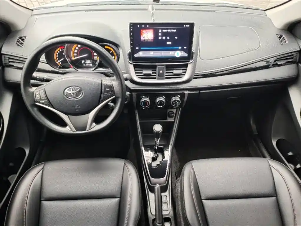 TOYOTA YARIS L ZHIXUAN