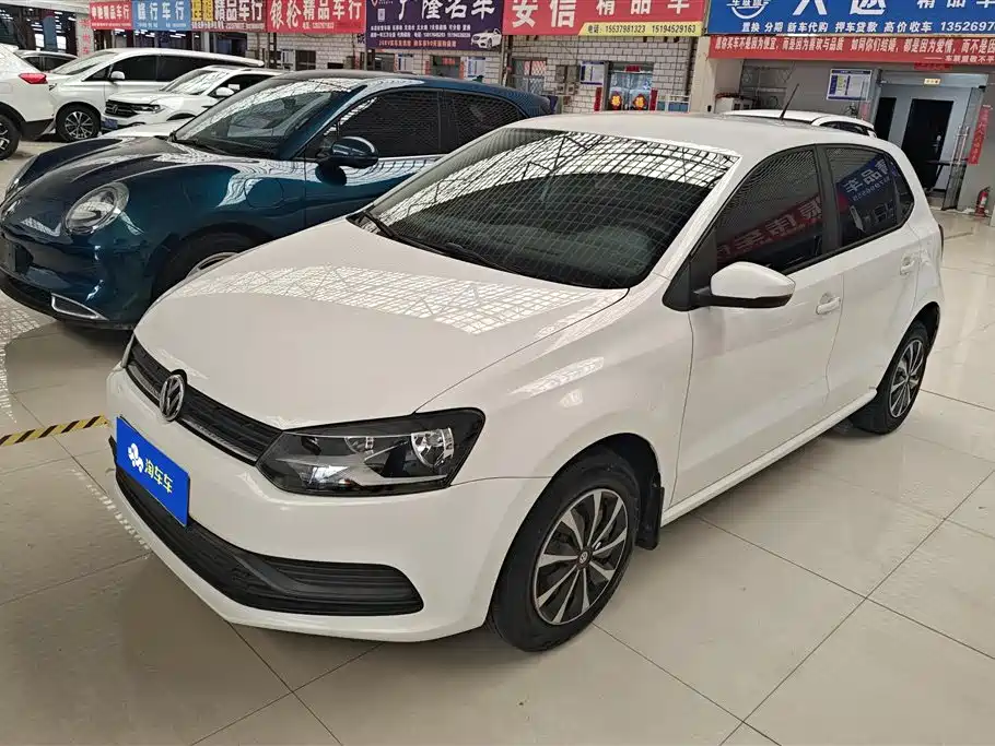 Volkswagen Polo 2015