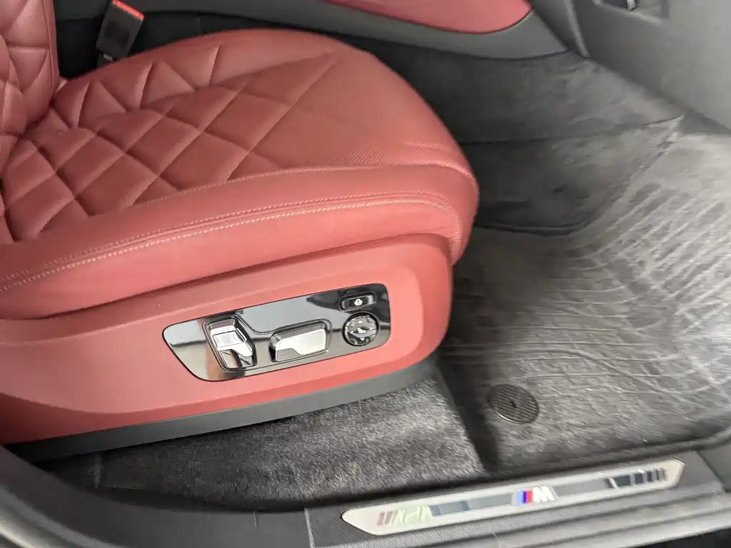 BMW X5 — миниатюра 28