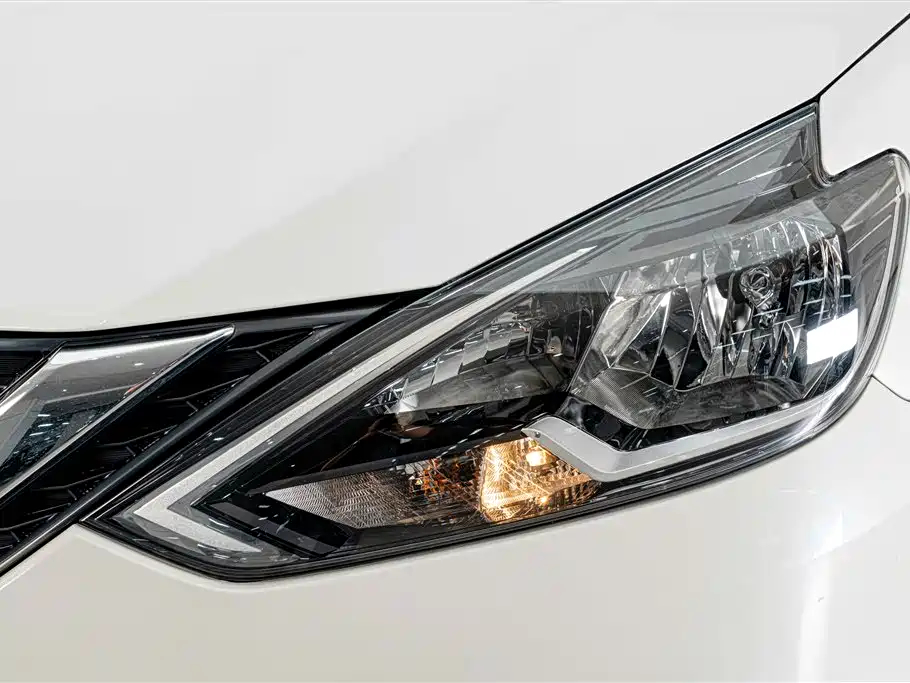 Nissan Sylphy — миниатюра 5