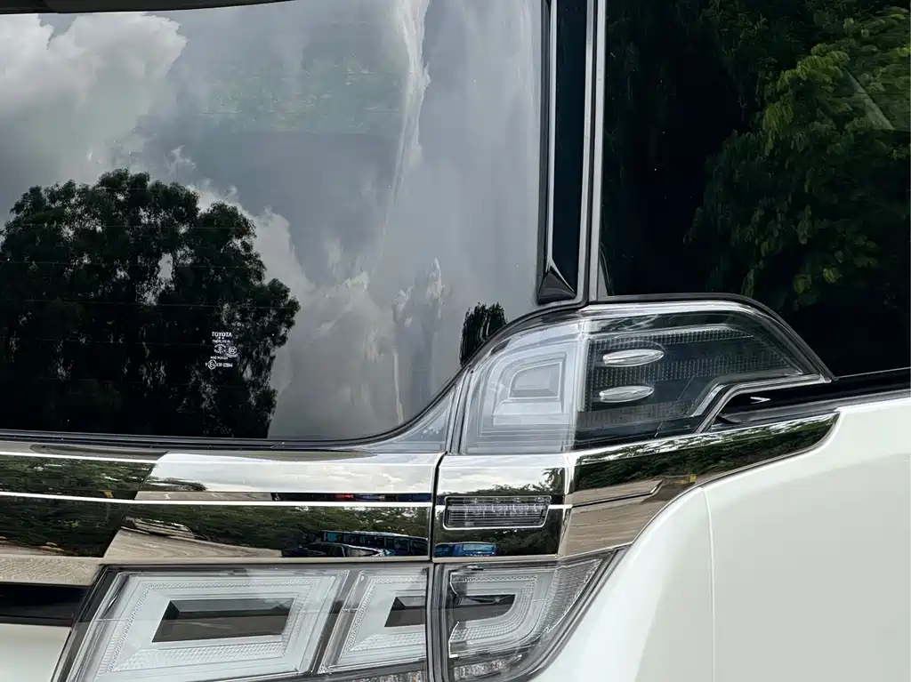 Toyota Vellfire — фотографии объявления, Фото 14