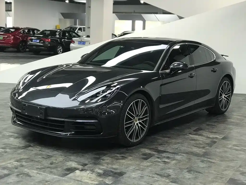 Porsche Panamera 2020