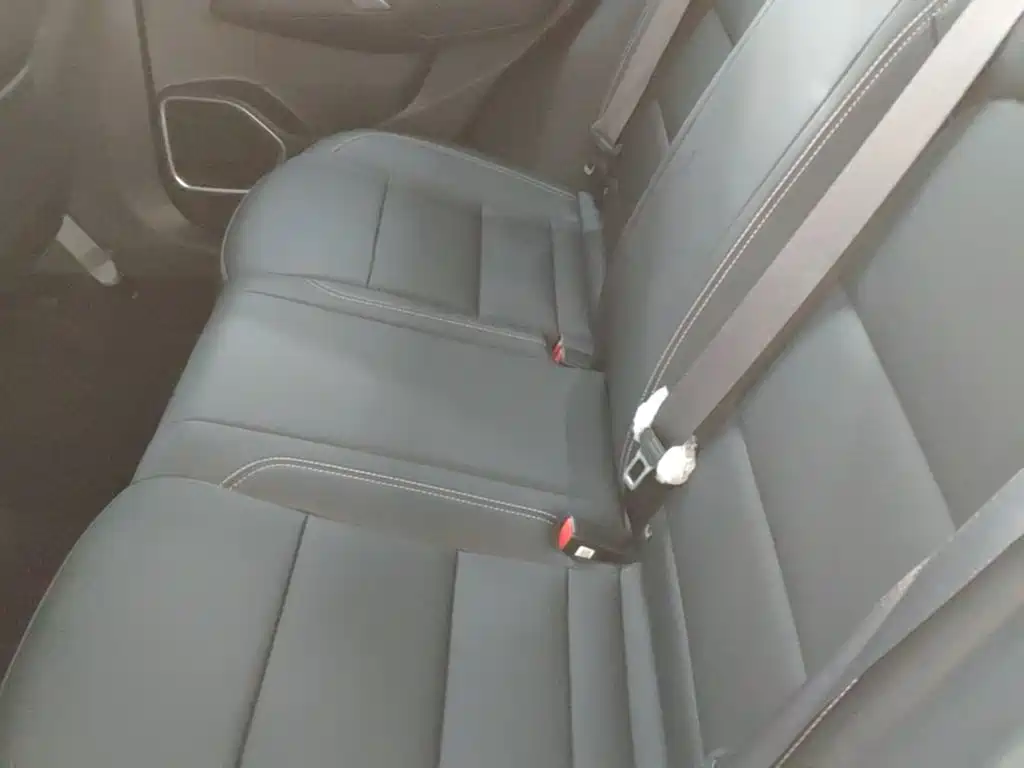 Geely Binyue — миниатюра 17