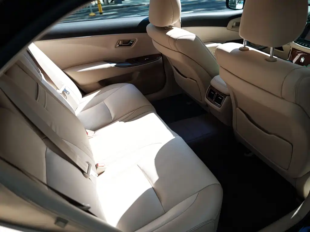Toyota Crown 2012 2.5L Royal