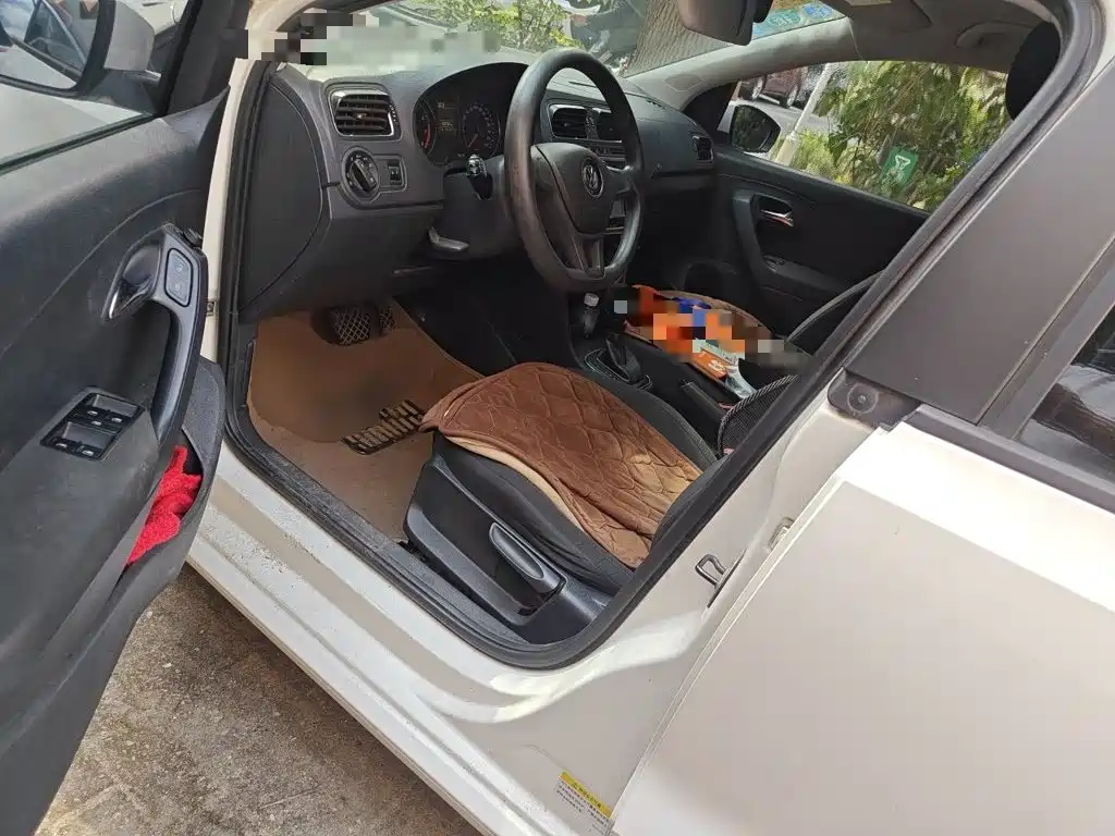 Volkswagen Polo — миниатюра 12
