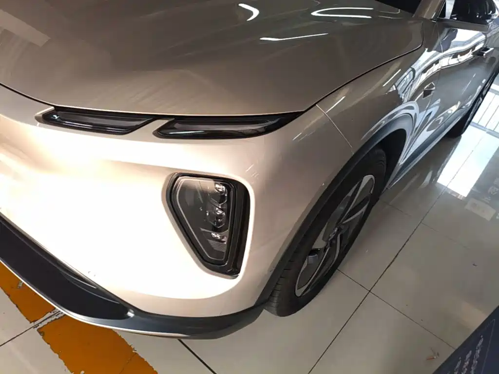 NIO EC6 — миниатюра 24