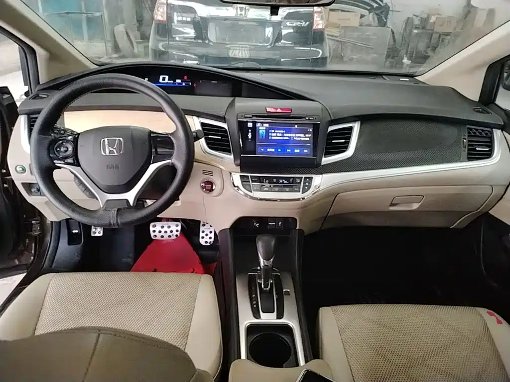 Honda Jade — миниатюра 10