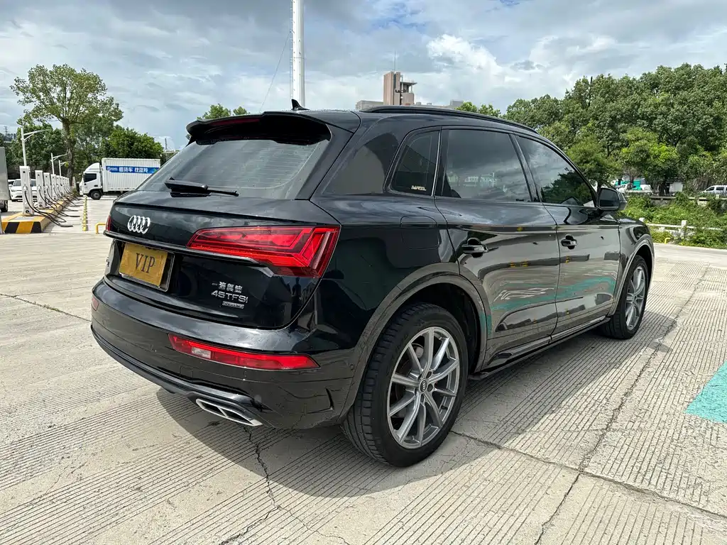 Audi Q5L 2022 45T