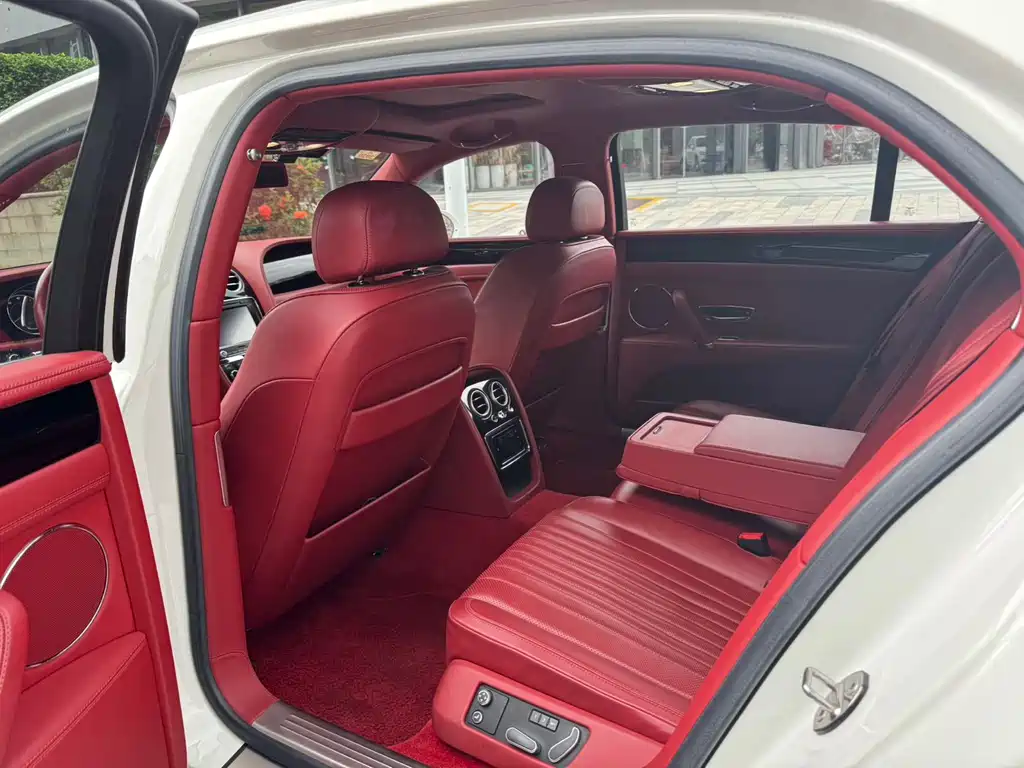 Bentley Flying Spur 2017 4.0T V8 S Standard