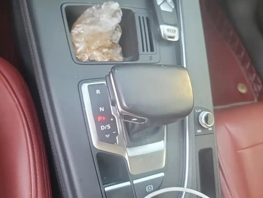 Audi A4L — миниатюра 16