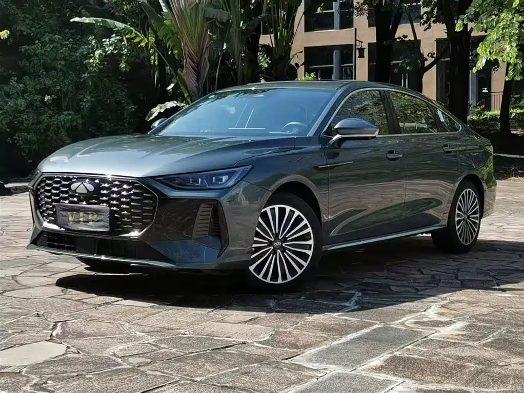 CHERY FENGYUN A8L