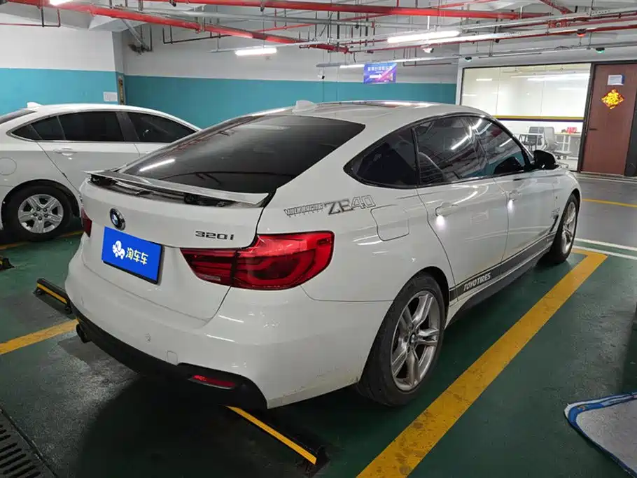 BMW 3 Series GT 3 GT 2019 320i M Sport
