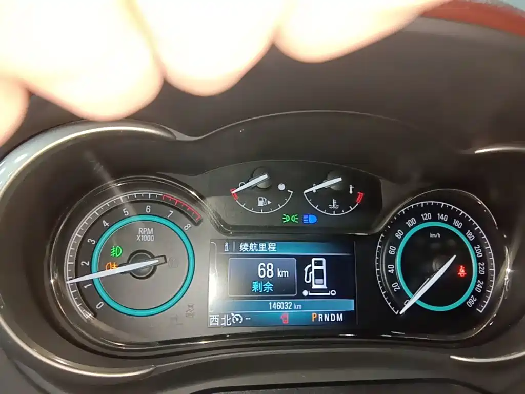 Buick LaCrosse — миниатюра 12