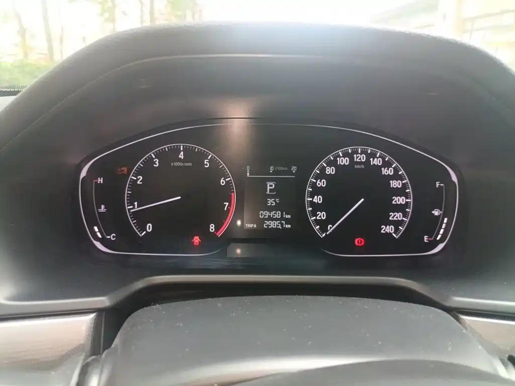 Honda Accord — миниатюра 12