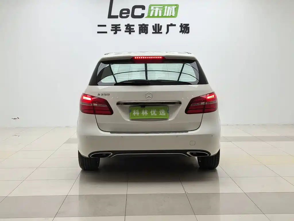 Mercedes-Benz B-Class — миниатюра 7