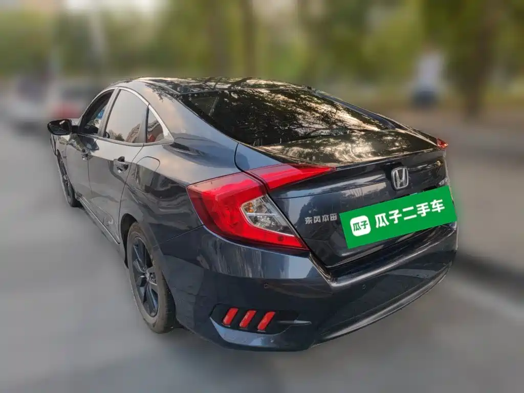 Honda Civic — миниатюра 4