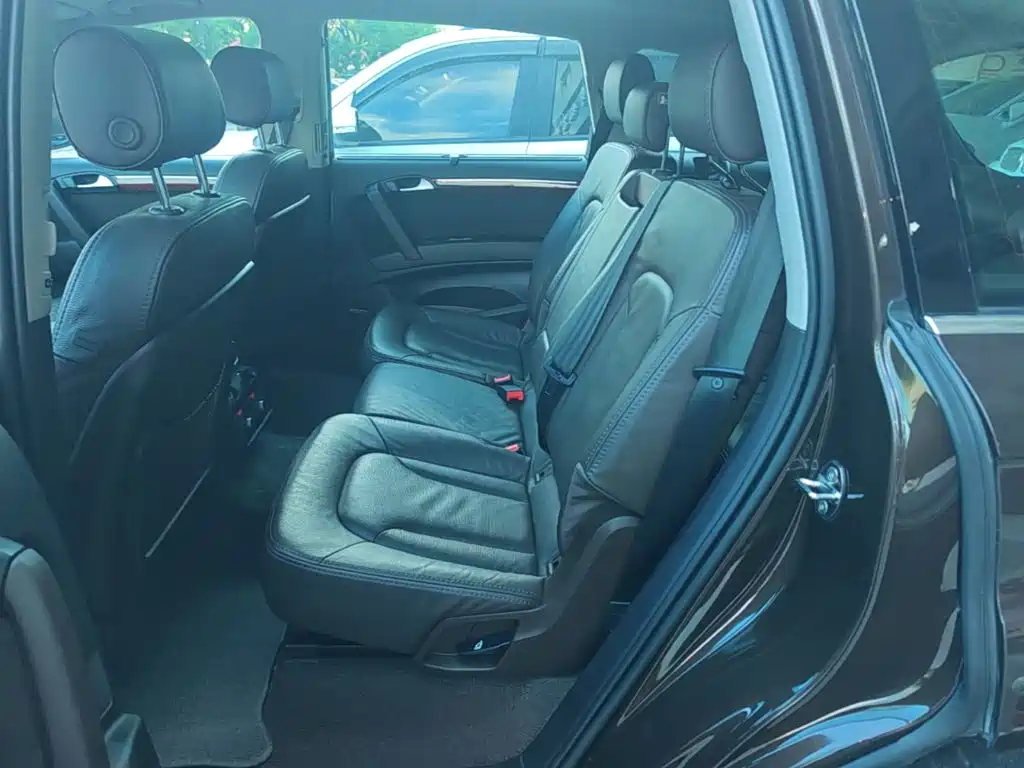 Audi Q7 — миниатюра 17
