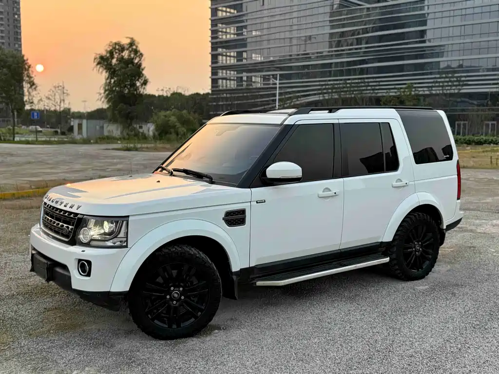 Land Rover Discovery 2016 3.0 SDV6 HSE