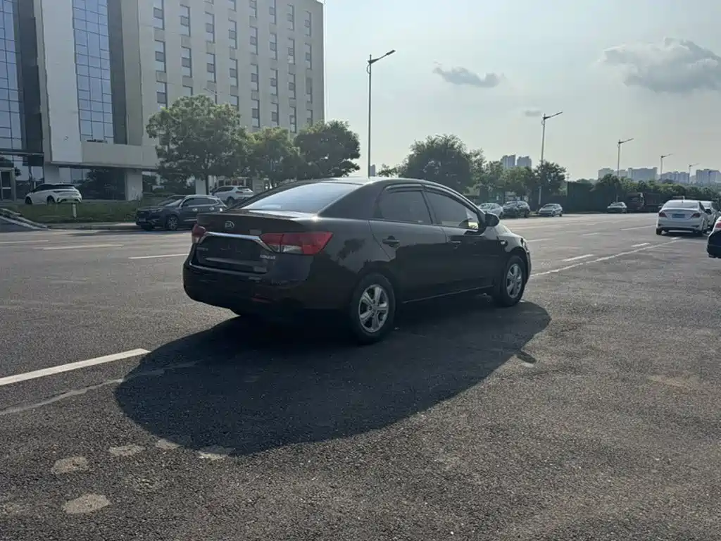Kia Forte — миниатюра 7