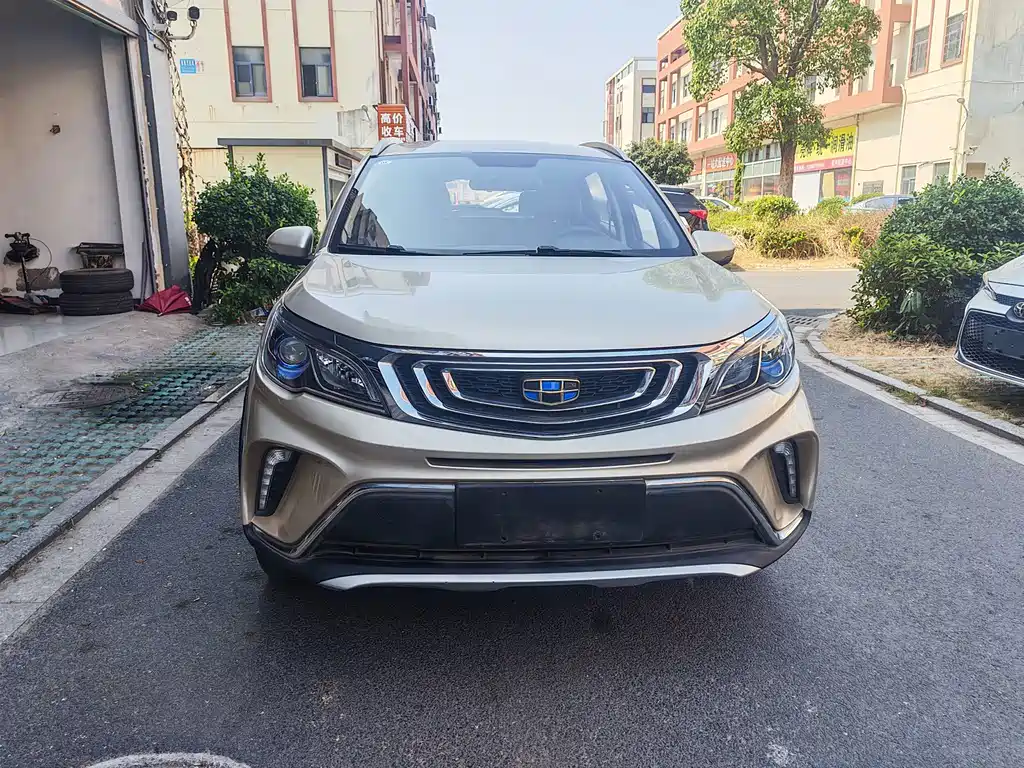 Geely Vision X3 — миниатюра 3