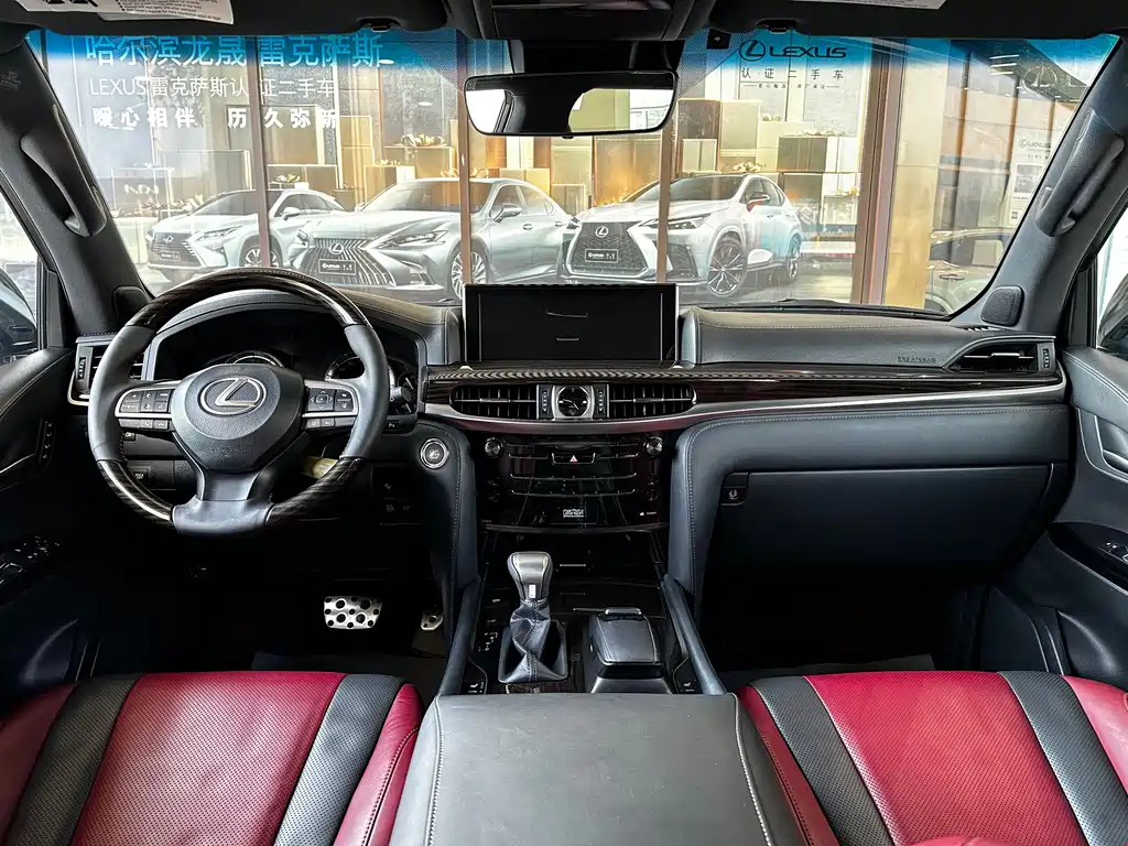 Lexus LX 2019 570