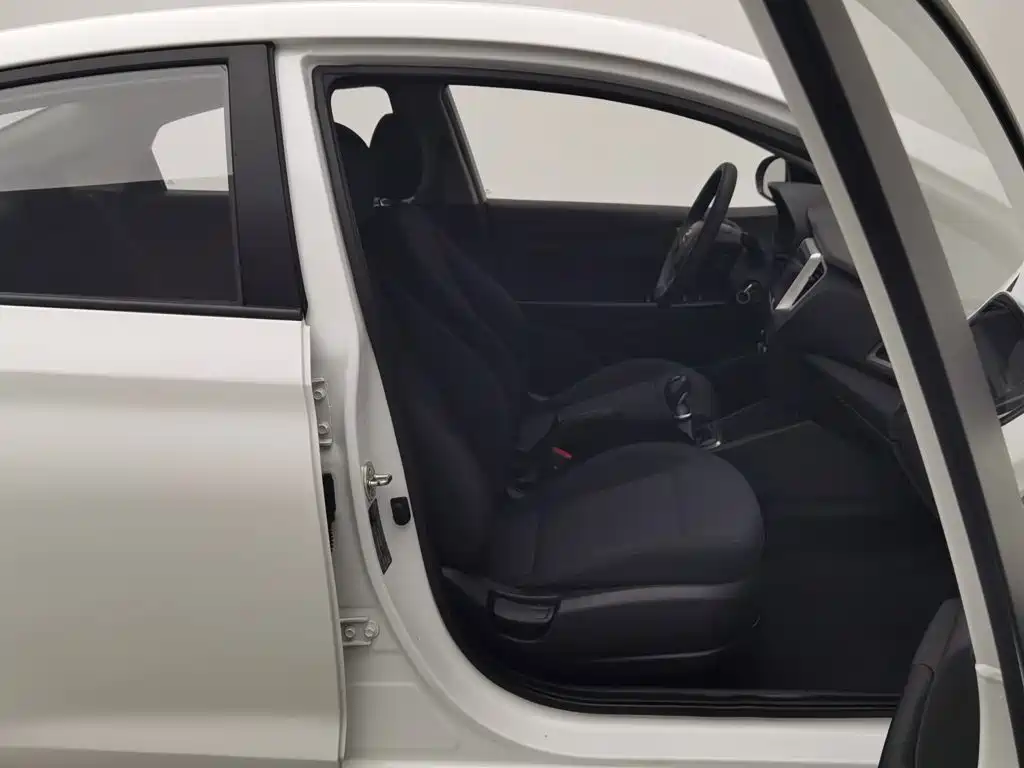 Hyundai Verna — миниатюра 23